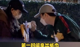 911红领巾吃瓜爆料僵尸,吃瓜爆料僵尸事件始末